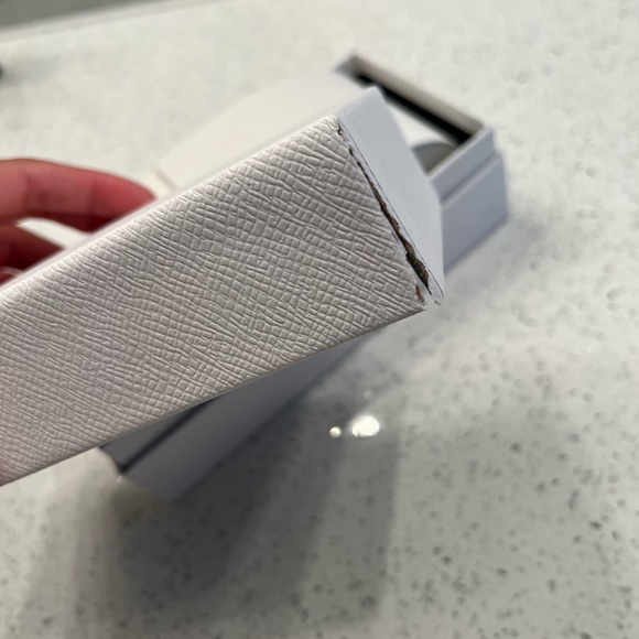 NEW Prada PR 17WF 1AB5S0 Black
Rectangle Unisex Sunglasses - Picture 12 of 14